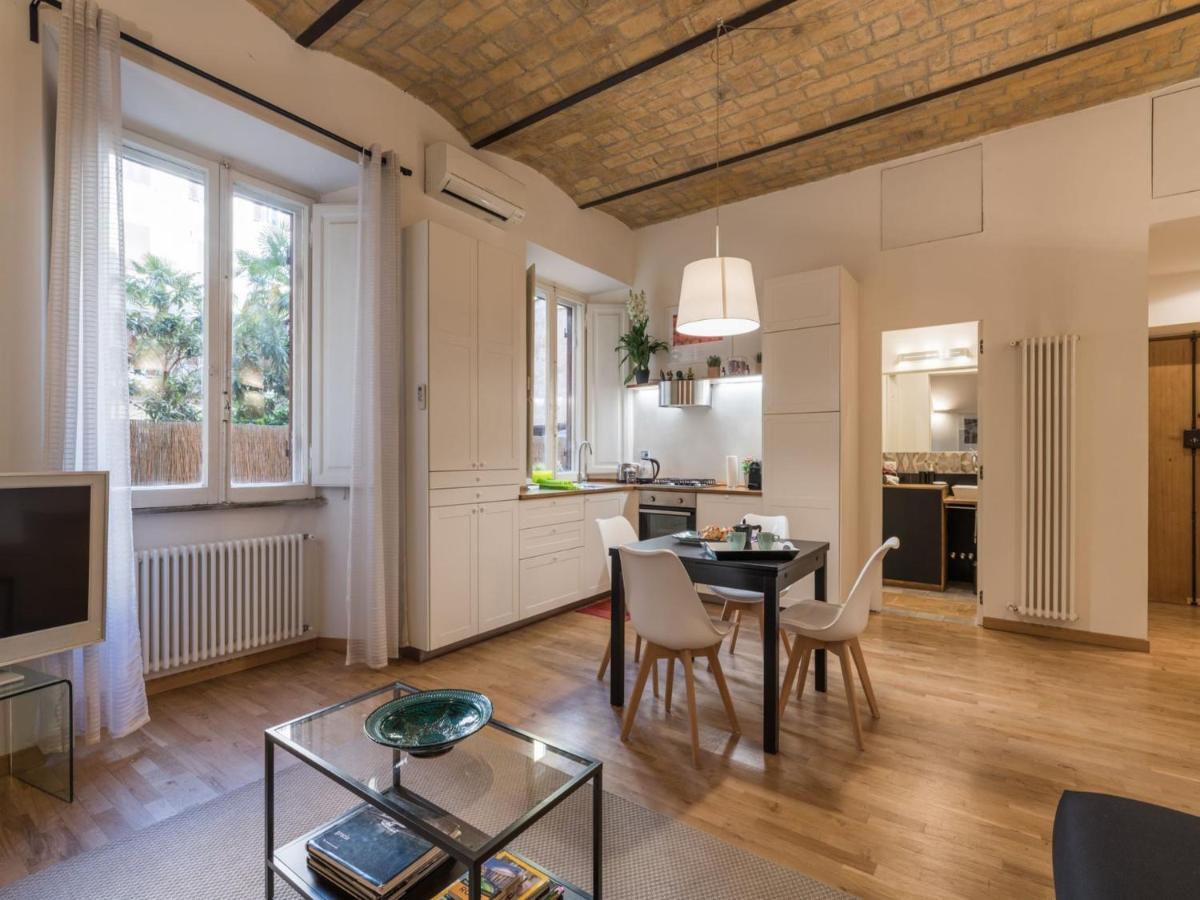 The Best Rent - Elegant Flat Near Colosseum โรม ภายนอก รูปภาพ